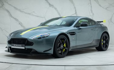 Aston Martin V8 Vantage AMR 1