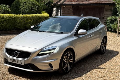 Volvo V40 T3 R-DESIGN EDITION 6