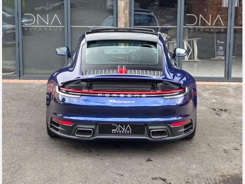 Porsche 911 3.0 911 Carrera 4 Semi-Auto 4WD 2dr 17