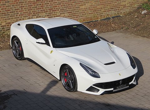 Ferrari F12 Berlinetta 3