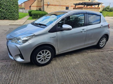 Toyota Yaris 1.5 VVT-h Icon Tech E-CVT Euro 6 (s/s) 5dr 21