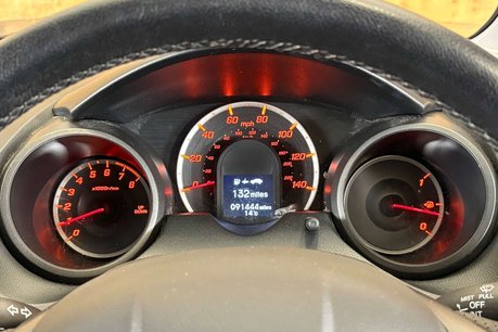Honda Jazz 1.4 i-VTEC ES Plus Hatchback 5dr Petrol Manual Euro 5 (99 ps) 8