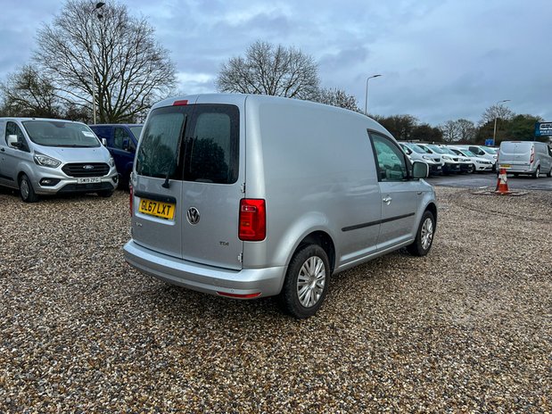 Volkswagen Caddy SWB L1H1 Low Roof Trendline C20 Air Con Sensors EURO 6 NO VAT 6
