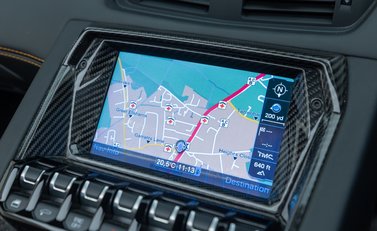 Lamborghini Aventador S LP 740-4 ROADSTER 22