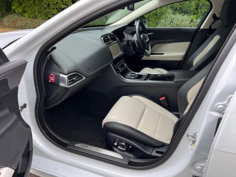 Jaguar XE 2.0i R-Sport Auto Euro 6 (s/s) 4dr 87