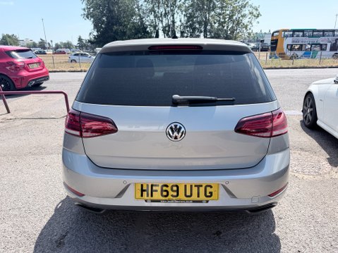 Volkswagen Golf MATCH TDI 6