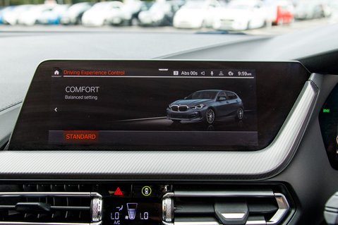 BMW 1 Series 118I M SPORT 28