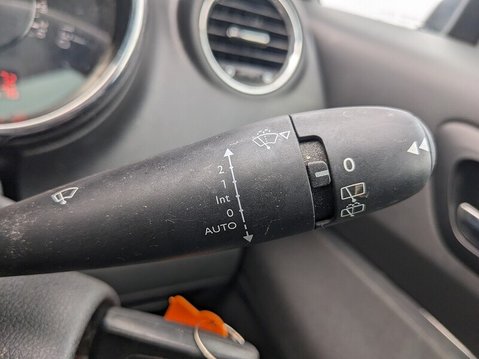 Peugeot 5008 BLUE HDI S/S ALLURE 24