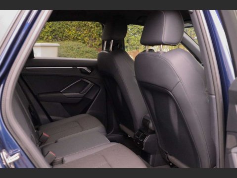 Audi Q3 1.5 TFSI CoD 35 S line SUV 5dr Petrol S Tronic Euro 6 (s/s) (150 ps) 12