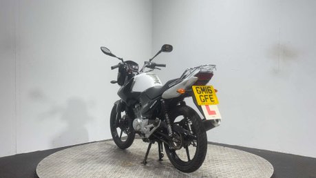 Yamaha YBR 125 2016 ONLY 6K GOOD LOOKING PROJECT BIKE SPARES OR REPAIR 125CC LEARNER 5