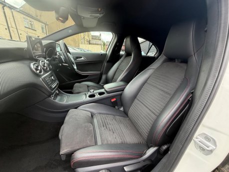 Mercedes-Benz A Class A 200 D AMG LINE PREMIUM 23