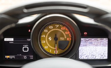 Ferrari 488 GTB 16