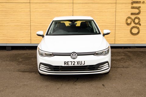 Volkswagen Golf LIFE TSI 5