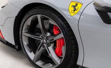 Ferrari SF90 Stradale Stradale Tailor Made Ispirazioni 26