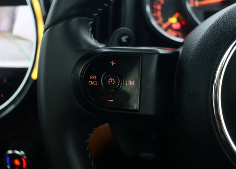 Mini Countryman 2.0 Cooper S Exclusive SUV 5dr Petrol Steptronic Euro 6 (s/s) (178 ps) 34