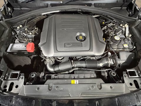 Land Rover Range Rover Velar R-DYNAMIC S 2.0 D240 AUTOMATIC 10