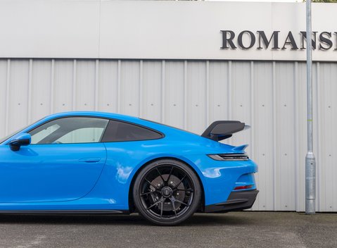 Porsche 911 (992) GT3 30