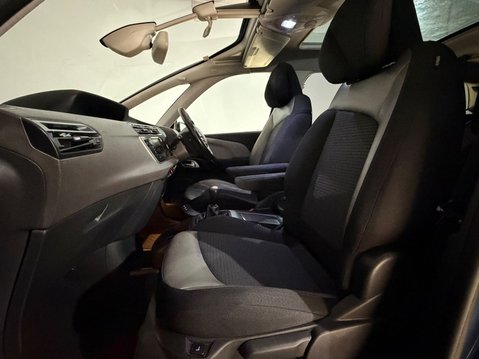 Citroen C4 Grand Picasso EXCLUSIVE+ 1.6 E-HDI AIRDREAM MANUAL 18