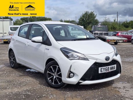 Toyota Yaris 1.5 VVT-h Icon Tech Hatchback 5dr Petrol Hybrid E-CVT Euro 6 (s/s) (100 ps) 1