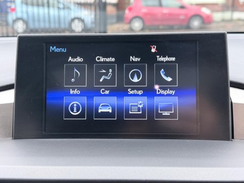 Lexus NX 2.5 300h Premier E-CVT 4WD Euro 6 (s/s) 5dr 27