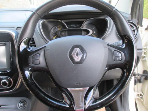 Renault Captur 0.9 TCe ENERGY Dynamique S MediaNav Euro 5 (s/s) 5dr 19