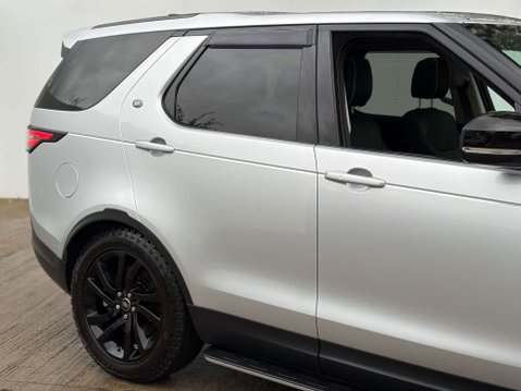 Land Rover Discovery 3.0 Discovery HSE SDV6 Auto 4WD 5dr 7