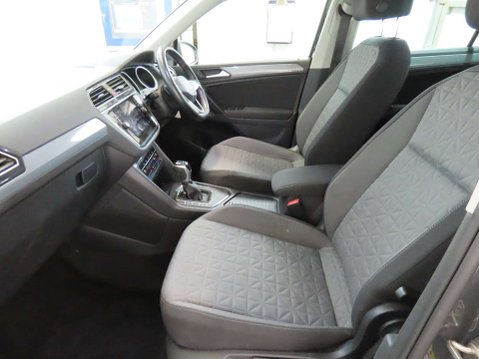 Volkswagen Tiguan 1.5 Tiguan Life TSi Semi-Auto 5dr 8