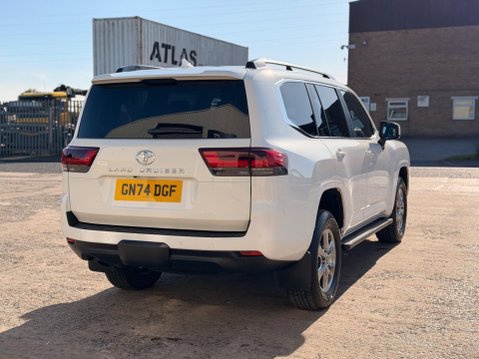 Toyota Land Cruiser 300 Series VX 3.3 V6 T Diesel 7 Seats 20