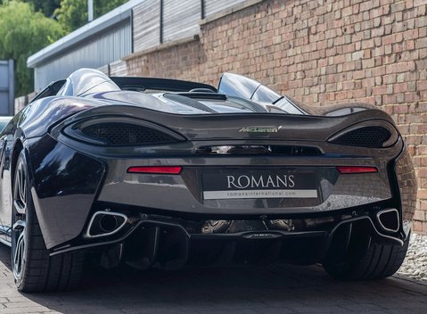 McLaren 570S Spider 27