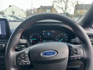 Ford Focus ST-LINE EDITION MHEV 14