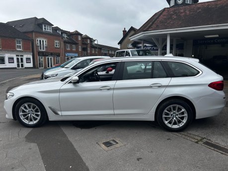 BMW 5 Series 520i Se Touring Auto Euro 6 S/S 184hp 4