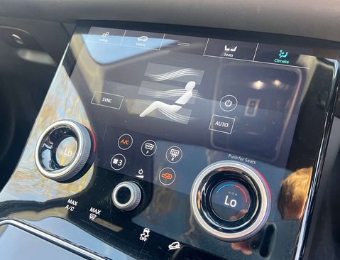 Land Rover Range Rover Velar 3.0 Range Rover Velar R-Dynamic HSE D300 Auto 4WD 5dr 25