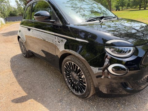 Fiat 500e C LA PRIMA 7