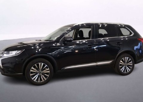 Mitsubishi Outlander 2.0 MIVEC Design SUV 5dr Petrol CVT 4WD Euro 6 (s/s) (150 ps) 9