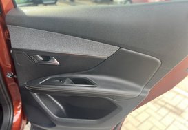 Peugeot 3008 1.6 PURETECH S/S GT LINE AUTO 26