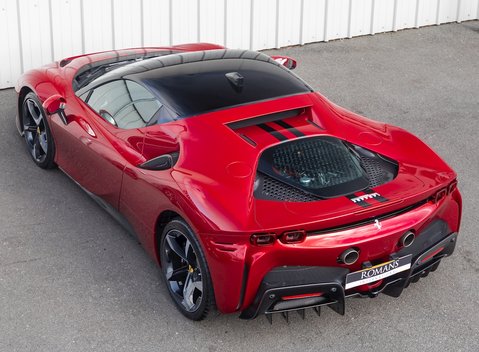 Ferrari SF90 Stradale 9