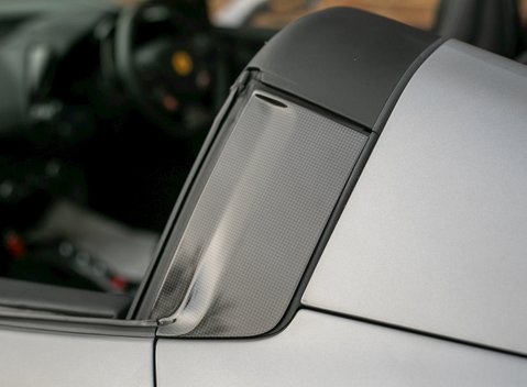 Ferrari 488 Spider 33