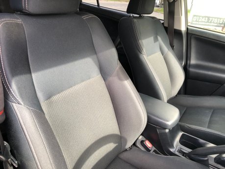 Toyota Rav 4 D-4D ICON Manual 4X2 only 45000 miles with 10 services 24