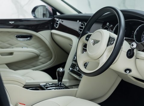 Bentley Mulsanne V8 SPEED 13