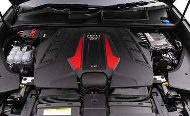 Audi RS Q8 Vorsprung 27