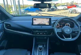 Nissan Qashqai DIG-T TEKNA DCT MHEV AUTO 33