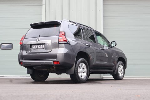 Toyota Land Cruiser ACTIVE COMMERCIAL WITH A REAR SEAT CONVERSION  4