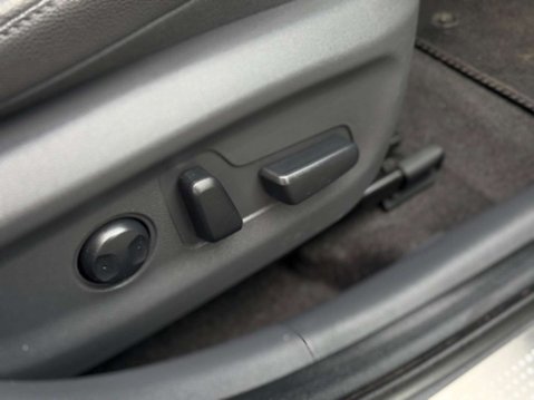 Hyundai IONIQ 38.3kWh Premium SE Auto 5dr 76