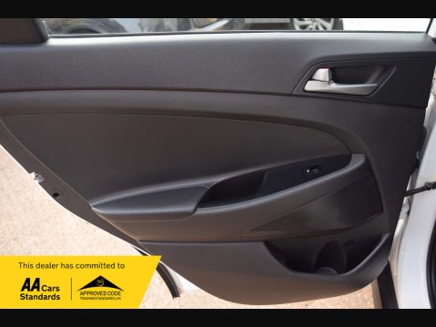 Hyundai TUCSON 1.6 Tucson S Blue Drive 2WD GDi 5dr 29