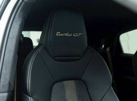 Porsche Cayenne Turbo GT 11