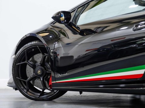 Lamborghini Huracan 5.2 V10 LP 640-4 Performante Spyder LDF 4WD Euro 6 (s/s) 2dr 29