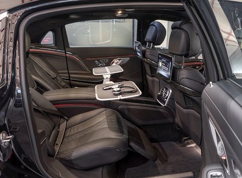 Mercedes-Benz M Class S650 10