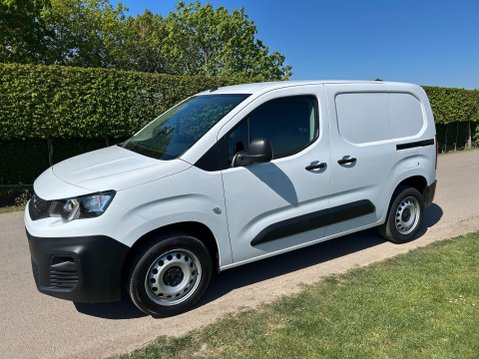 Peugeot Partner 1.5 BlueHDi 1000 Professional Premium + Standard Panel Van SWB Euro 6 (s/s) 4