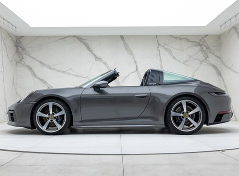 Porsche 911 Targa 4 (992) 6