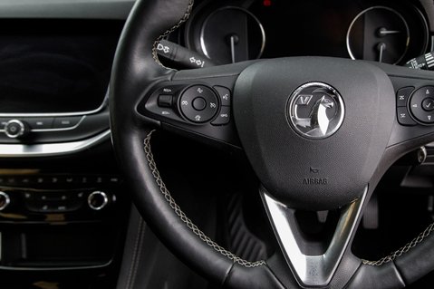 Vauxhall Astra ELITE NAV 17